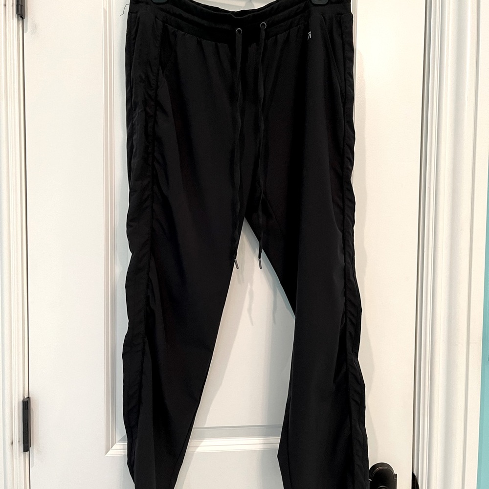 GapFit Joggers… FREE SHIPPING